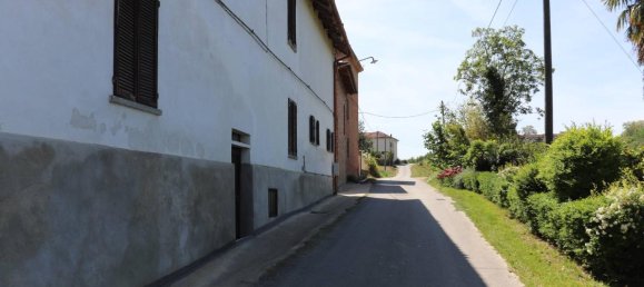 10 rooms House in Costigliole d'Asti, Italy No. 17979 29