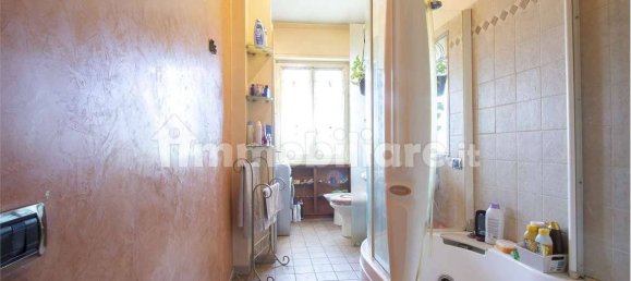 Apartamento de 2 dormitorios en Varedo, Italy No. 332634 14