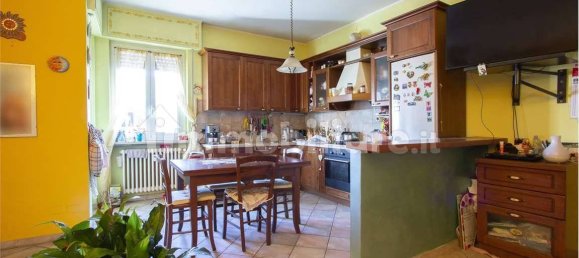 Apartamento de 2 dormitorios en Varedo, Italy No. 332634 6