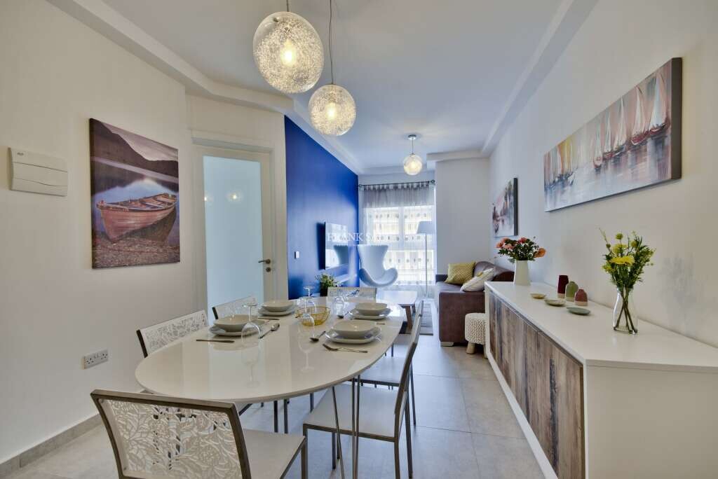 2 bedrooms Apartment in Saint Julian's, Malta No. 9810