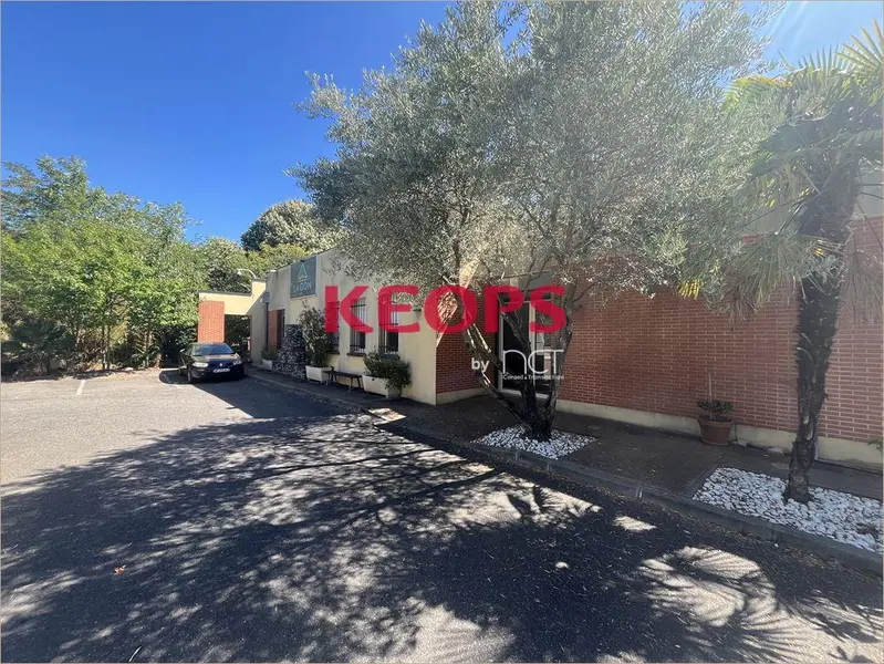  عقار تجاري في Toulouse, France 704متر مربع رقم 346130