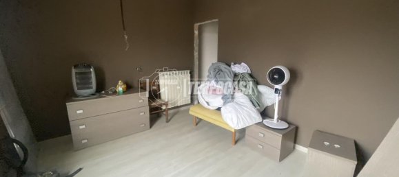 3 rooms Apartment in Brescia, Italy No. 14833 9