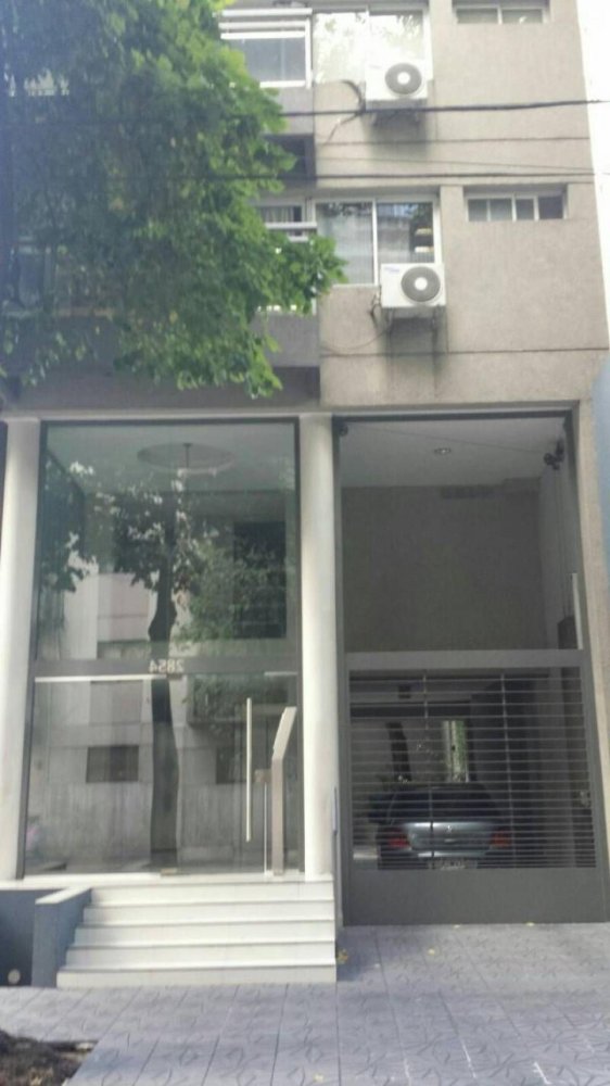 149m² Warehouse in Buenos Aires, Argentina No. 109351