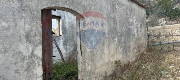 1-Zimmer Grundstück in Syracuse, Italy, Nr. 245656 3