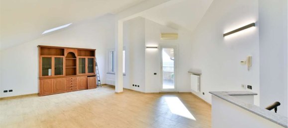 4 bedrooms Duplex in Cesano Maderno, Italy No. 364322 39