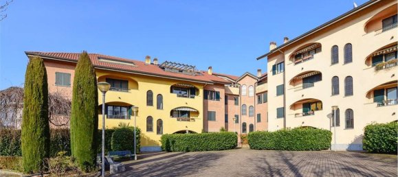 4 bedrooms Duplex in Cesano Maderno, Italy No. 364322 3