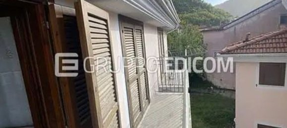 4-salle Appartement à Fisciano, Italy No. 270705 8