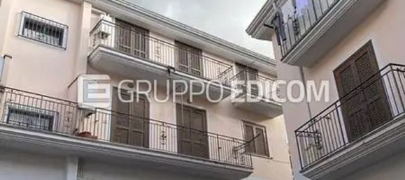 4-salle Appartement à Fisciano, Italy No. 270705 2