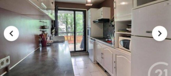 2 bedrooms Apartment in Tremblay-en-France, France No. 328033 5