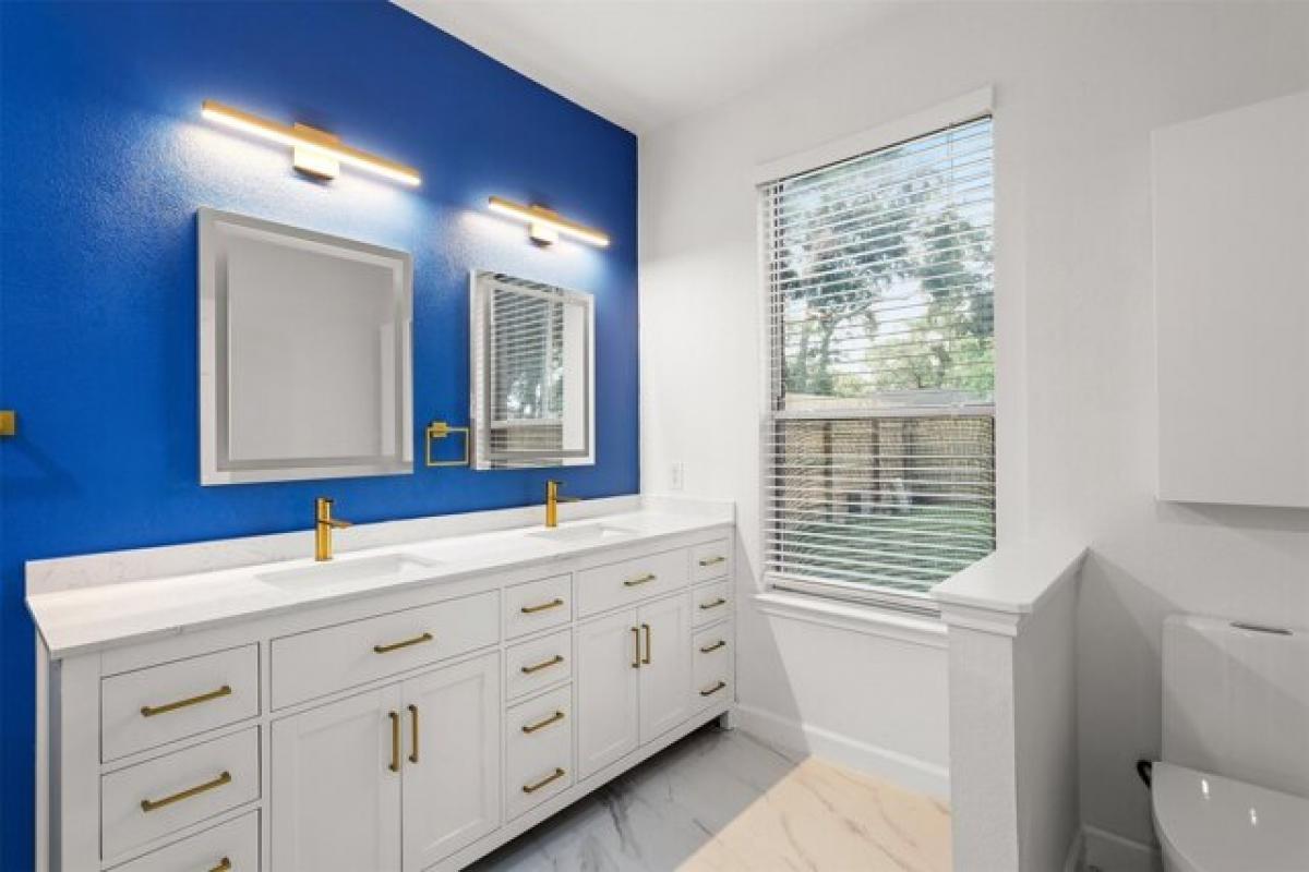 5 bedrooms House in Friendswood, USA No. 384100