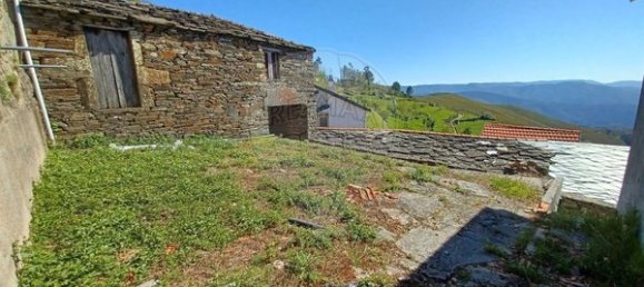 2 Schlafzimmer Haus in Castro Daire, Portugal, Nr. 188906 3