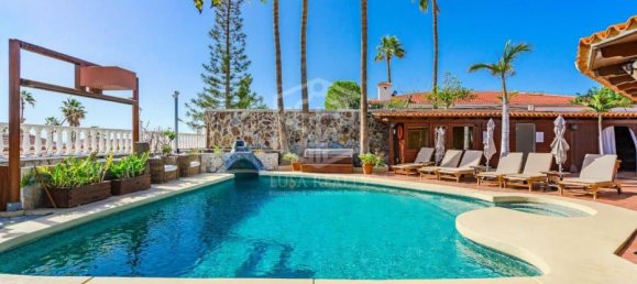 5 غرف نوم فيلا في Adeje, Spain رقم 16365 11