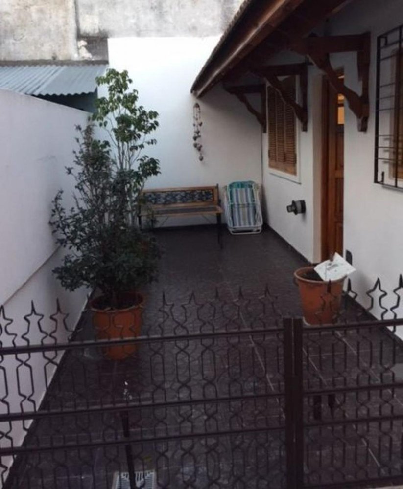 Студия в Ломас-де-Самора, Аргентина № 5176