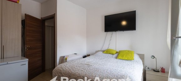 Apartamento de 4 habitaciónes en Livorno, Italy No. 200070 11