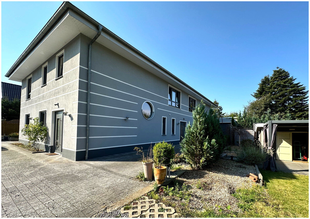 Adosado de 10 habitaciónes en Cuxhaven, Germany No. 171824