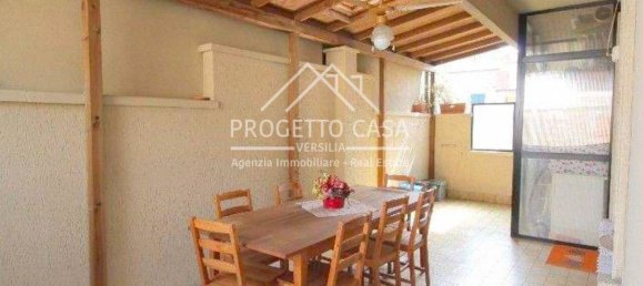 4 Schlafzimmer Wohnung in Viareggio, Italy, Nr. 352862 2