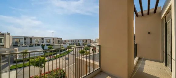 Таунхаус с 4 спальнями в Dubai South (Dubai World Central), Дубай, ОАЭ № 108342 2
