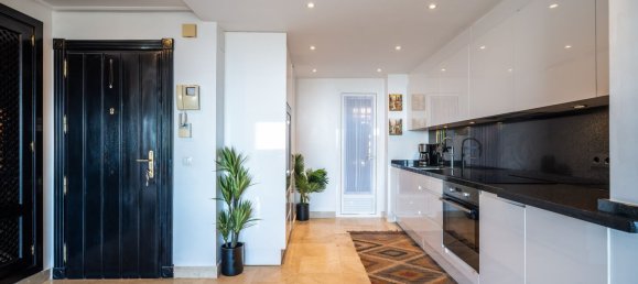 Penthouse T3 em Marbella, Spain N.º 147403 34