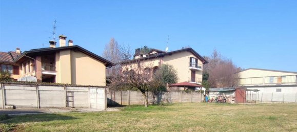 800m² Land in Bregnano, Italy No. 123152 6