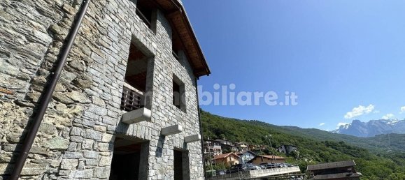 2 Schlafzimmer Haus in Como, Italy, Nr. 156199 2