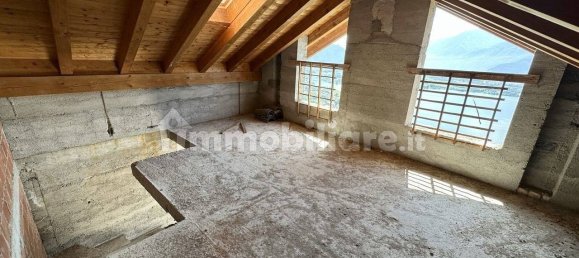 2 Schlafzimmer Haus in Como, Italy, Nr. 156199 11