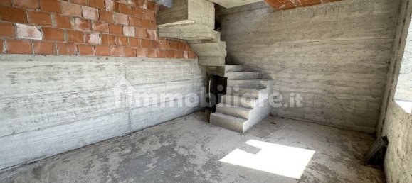 2 Schlafzimmer Haus in Como, Italy, Nr. 156199 5