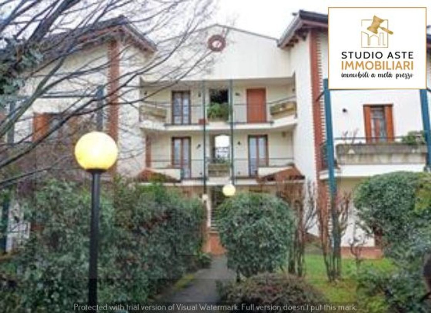 Apartamento de 2 habitaciónes en Caponago, Italy No. 4161