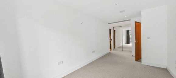 2 bedrooms Apartment in Brentford, United Kingdom No. 11049 4