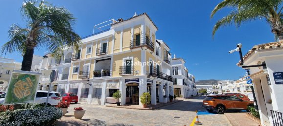 2 bedrooms Townhouse in Marbella, Spain No. 142173 13