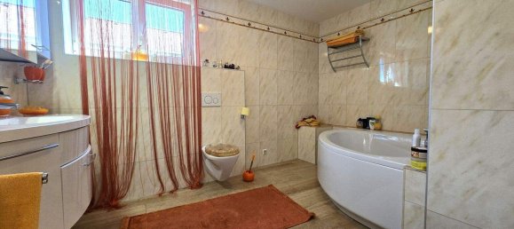 6 rooms House in Lanzendorf, Austria No. 177724 17