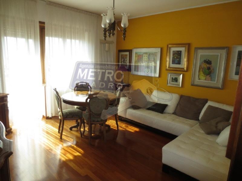 5 rooms Apartment in Thiene, Italy No. 9440