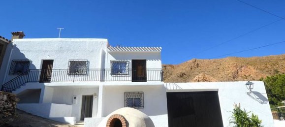 4 bedrooms House in Almeria, Spain No. 155561 3