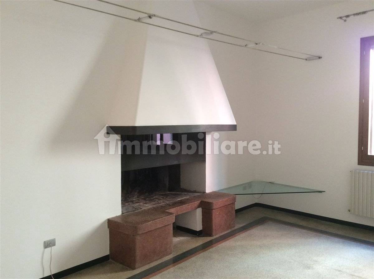 2 bedrooms Apartment in Adria, Italy No. 225421