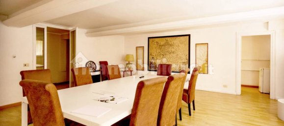 10 bedrooms Apartment in Rome, Italy No. 289847 7