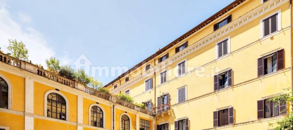 10 bedrooms Apartment in Rome, Italy No. 289847 2