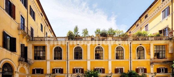 10 bedrooms Apartment in Rome, Italy No. 289847 3