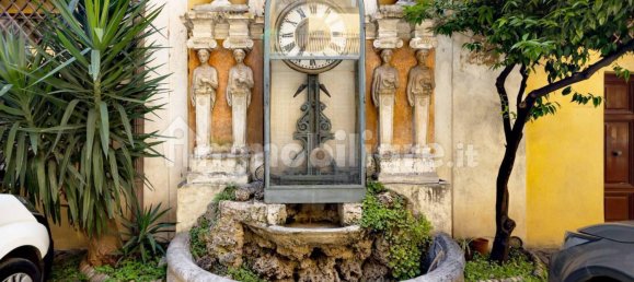 10 bedrooms Apartment in Rome, Italy No. 289847 4