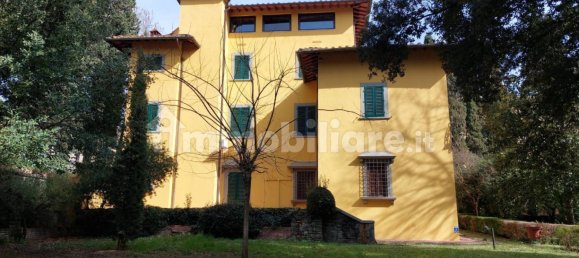 5 rooms Office in Florence, Italy No. 194019 2