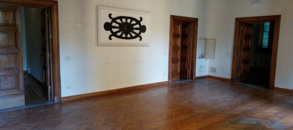 5 rooms Office in Florence, Italy No. 194019 16