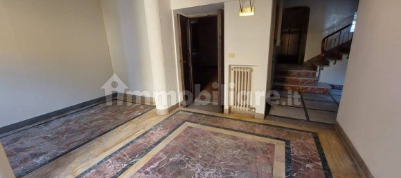 5 rooms Office in Florence, Italy No. 194019 6