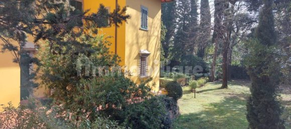 5 rooms Office in Florence, Italy No. 194019 5