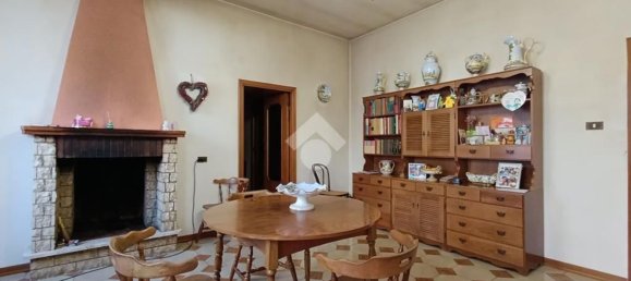 5 Schlafzimmer Haus in Atri, Italy, Nr. 323162 2