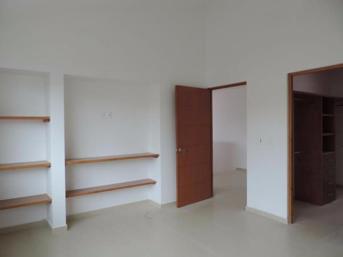 Casa de 3 dormitorios en Querétaro, Mexico No. 189979