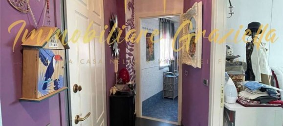 3-salle Appartement à San Biagio della Cima, Italy No. 191627 9