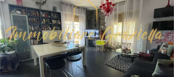 3-salle Appartement à San Biagio della Cima, Italy No. 191627 6