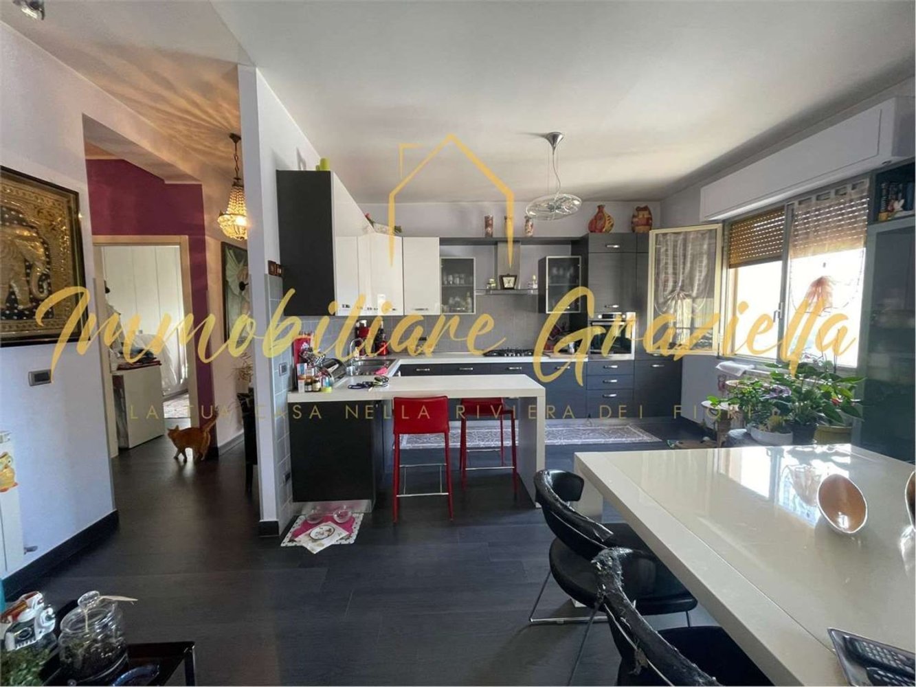 3-salle Appartement à San Biagio della Cima, Italy No. 191627