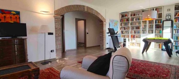 6 bedrooms Villa in Ferrara, Italy No. 207754 14