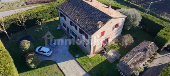 6 bedrooms Villa in Ferrara, Italy No. 207754 36