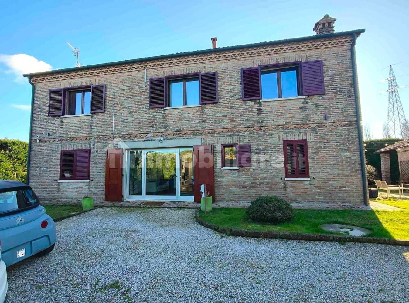 6 bedrooms Villa in Ferrara, Italy No. 207754
