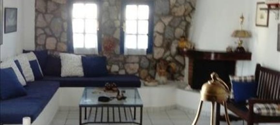 207m² Property in Malesina, Greece No. 4449 12